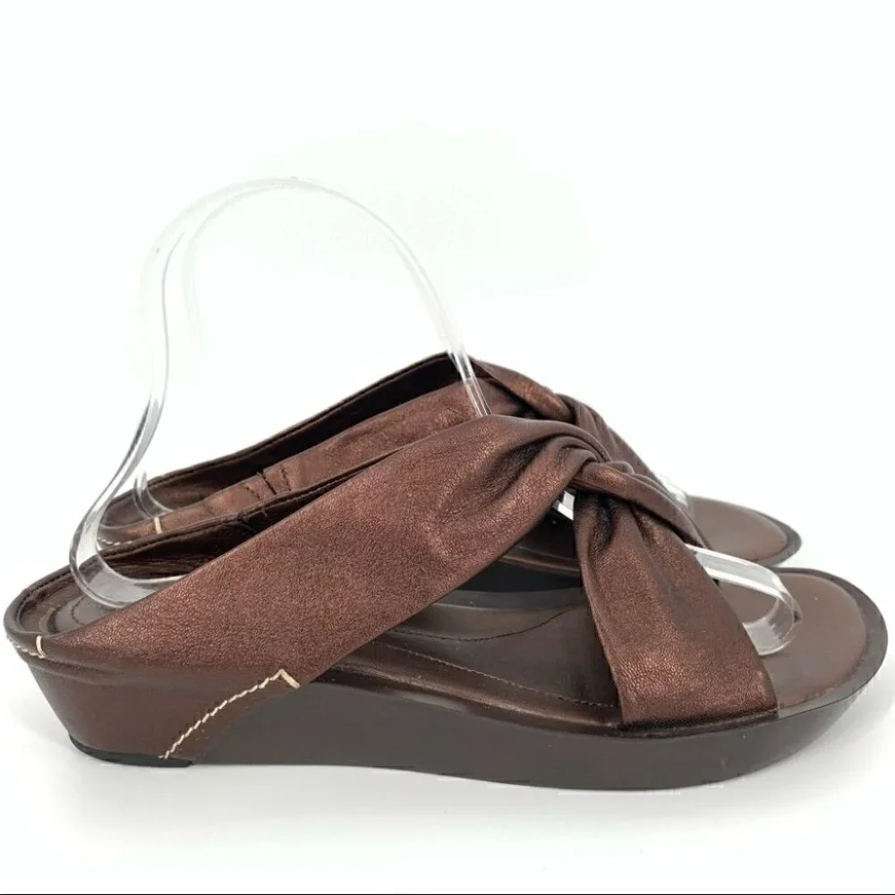 Rockport womens sandals size 8.5 bronze leather platform wedges